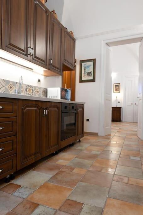 Il Geco D'oro Elegance
